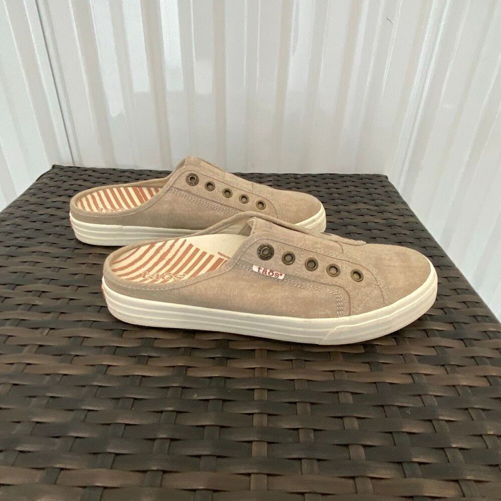 Taos Ez Soul slip on sneakers woman size 8.5